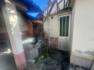 Moradia T4 para Venda em Anta e Guetim