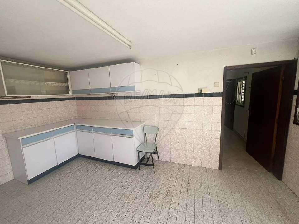 Moradia T4 para Venda em Anta e Guetim Foto 33