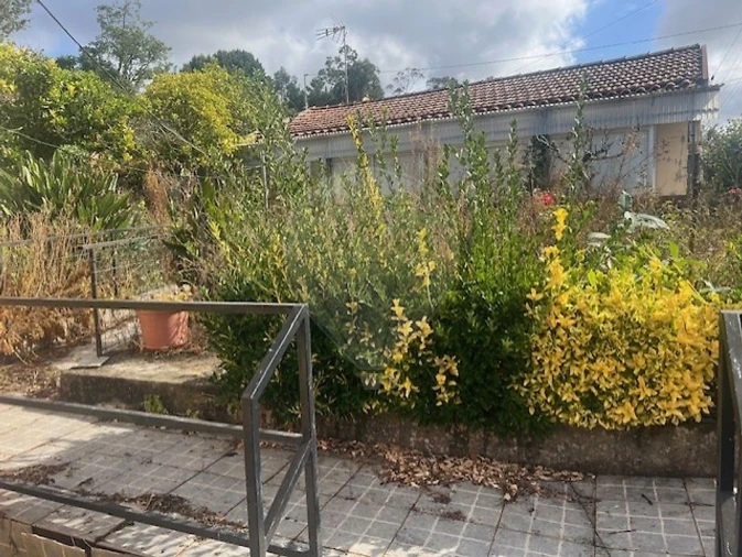 Moradia T4 para Venda em Anta e Guetim Foto 3