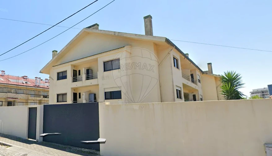 Apartamento T1 para Arrendamento em Gulpilhares e Valadares Foto 2