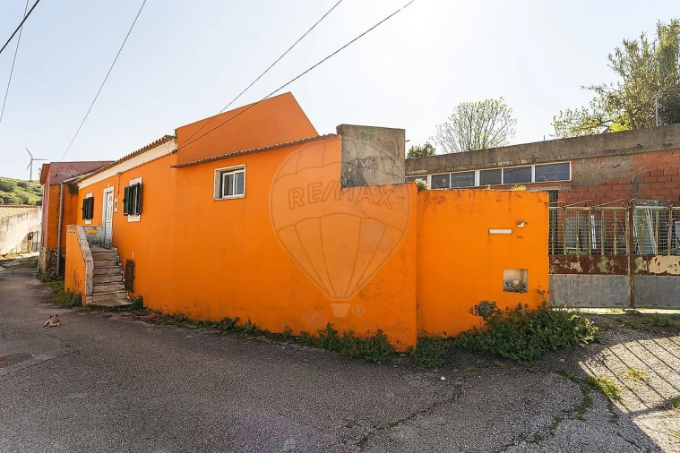 Moradia T2 para Venda em Sapataria Foto 28