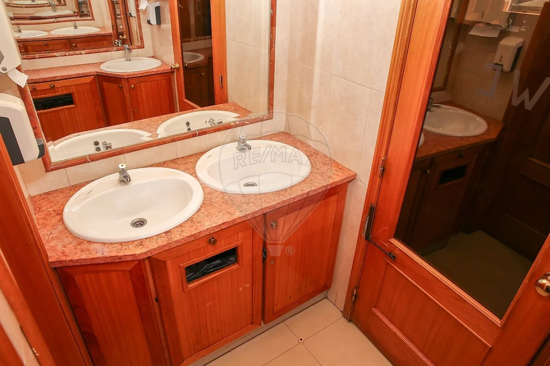 Negócio para Venda em Santa Maria, São Pedro e Matacães Foto 21