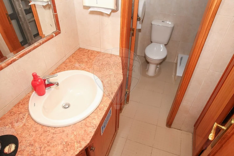 Negócio para Venda em Santa Maria, São Pedro e Matacães Foto 31