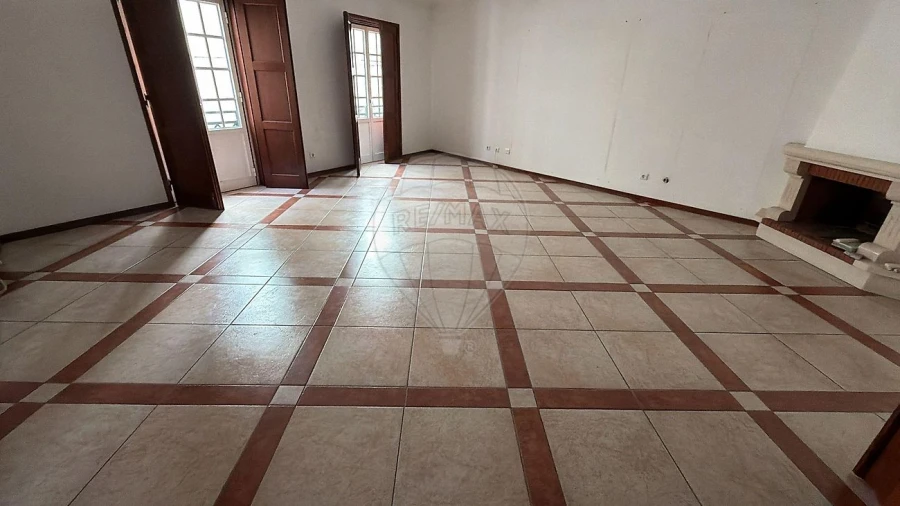 Apartamento T3 para Arrendamento em Abrantes (São Vicente e São João) e Alferrarede Foto 4