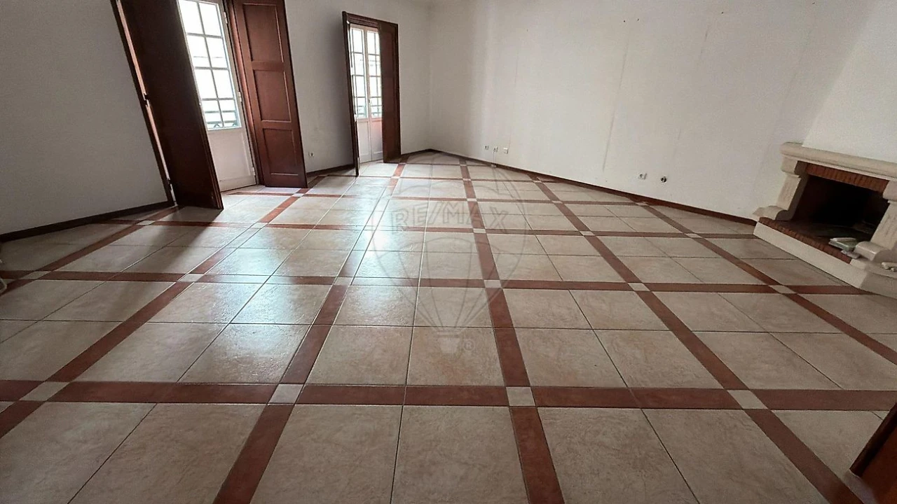Apartamento T3 para Arrendamento em Abrantes (São Vicente e São João) e Alferrarede Foto 4