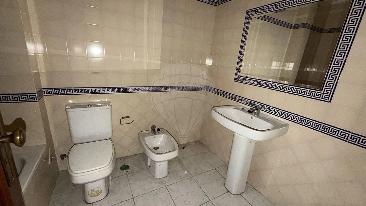 Apartamento T3 para Arrendamento em Abrantes (São Vicente e São João) e Alferrarede Foto 6