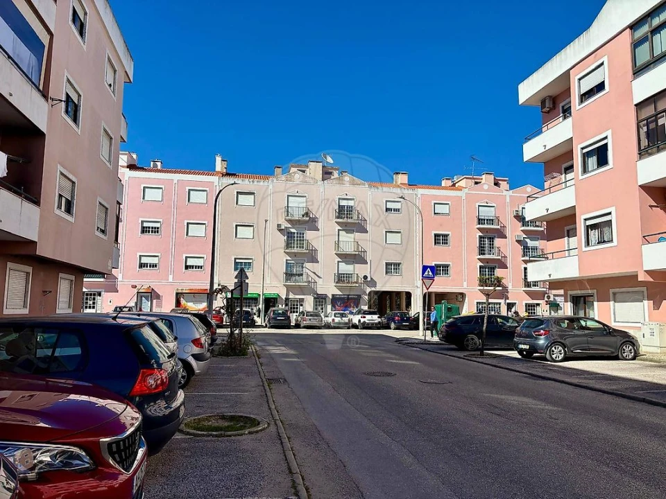 Apartamento T2 para Venda em Pinhal Novo Foto 15