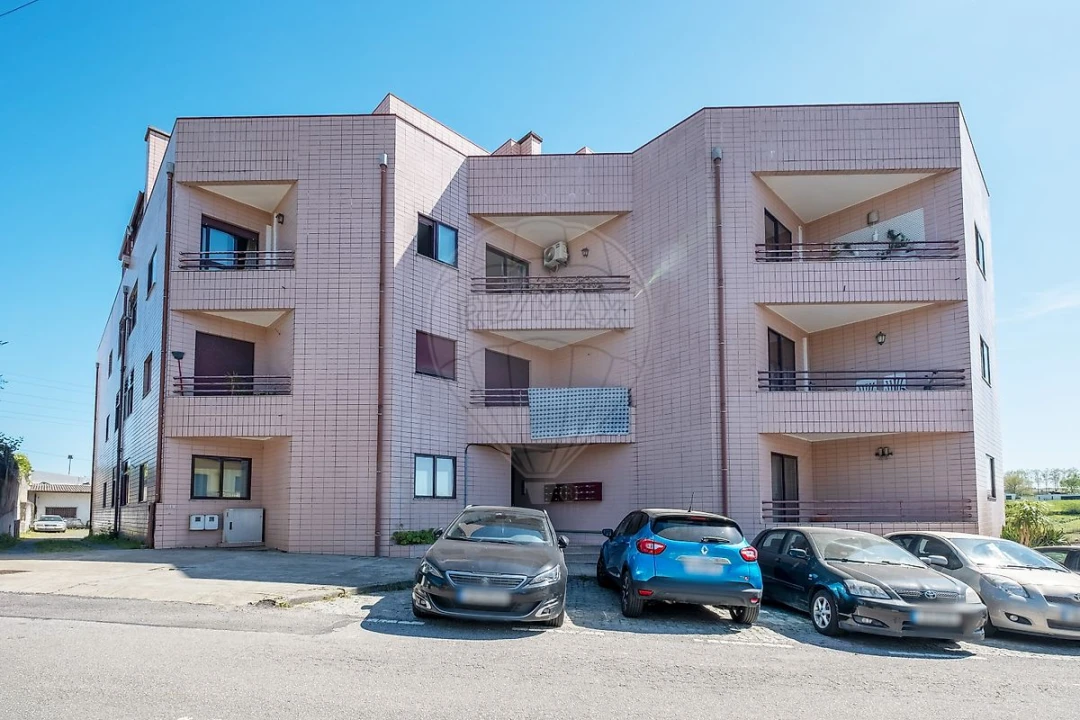 Apartamento T3 para Venda em Gondomar (São Cosme), Valbom e Jovim Foto 1