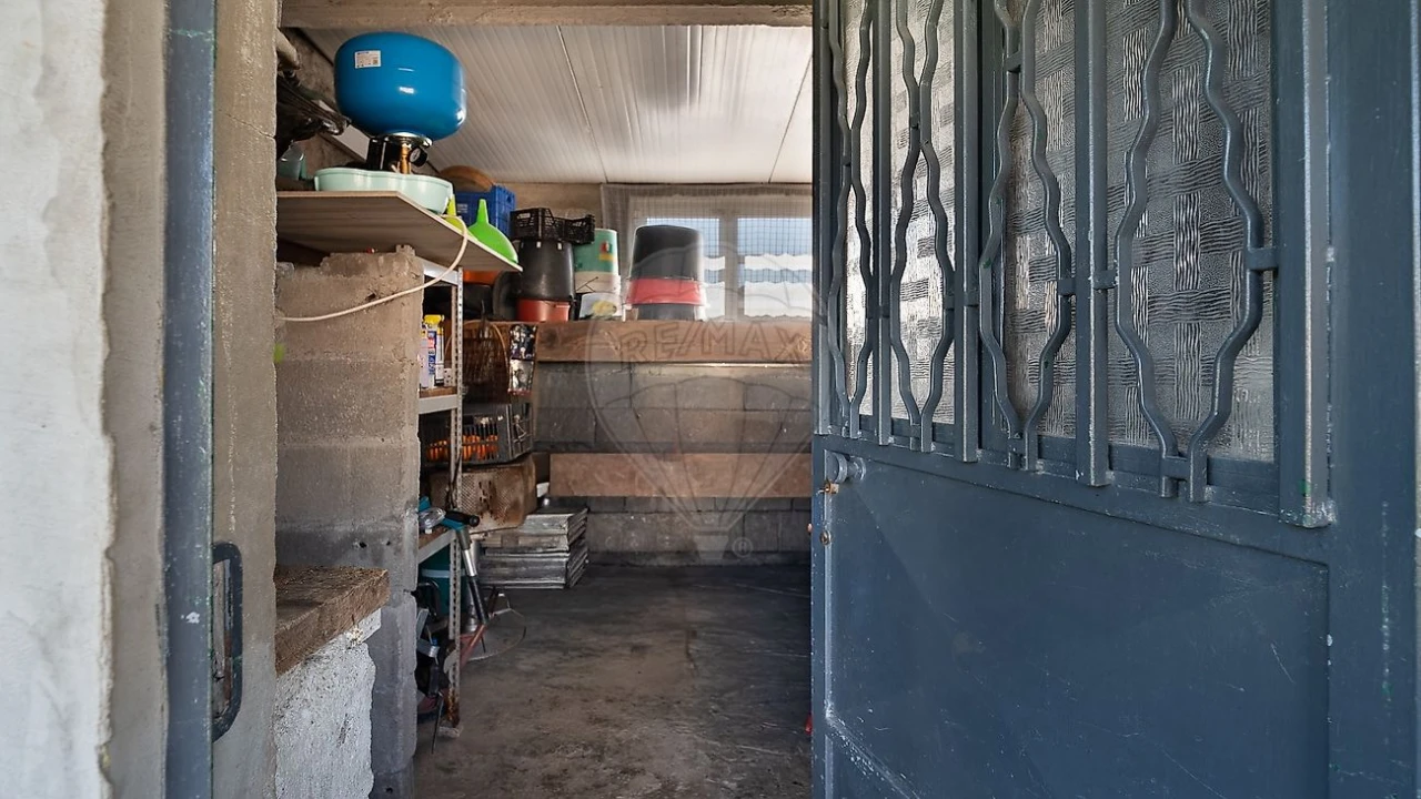 Moradia T4 para Venda em Lodares Foto 15