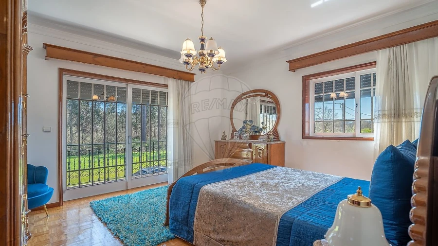 Moradia T4 para Venda em Lodares Foto 45