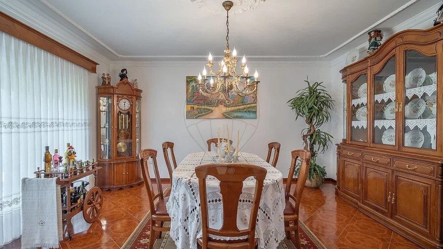 Moradia T4 para Venda em Lodares Foto 41