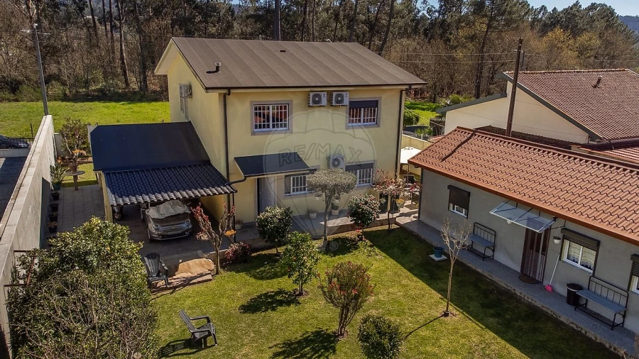 Moradia T4 para Venda em Lodares Foto 34