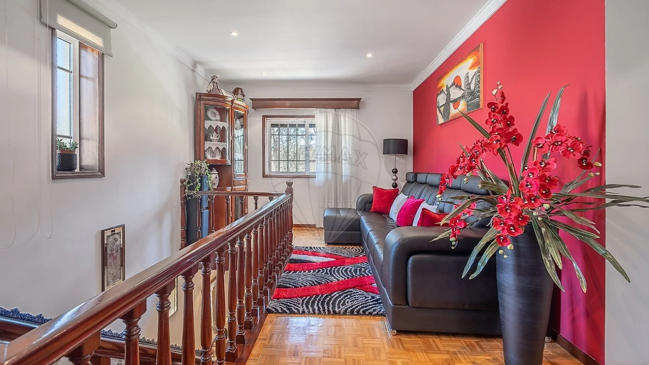 Moradia T4 para Venda em Lodares Foto 43