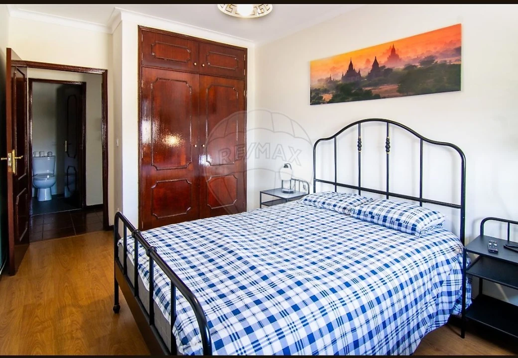 Apartamento T1 para Venda em Campanhã Foto 5