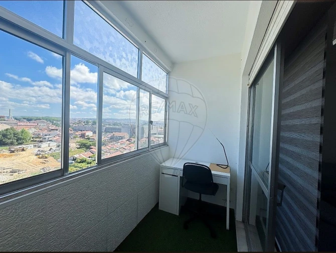 Apartamento T1 para Venda em Campanhã Foto 7