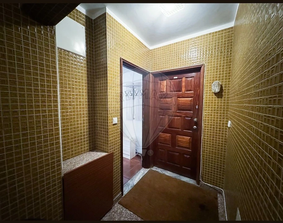 Apartamento T1 para Venda em Campanhã Foto 10