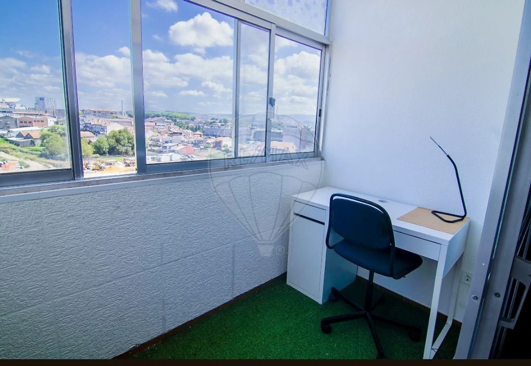 Apartamento T1 para Venda em Campanhã Foto 11