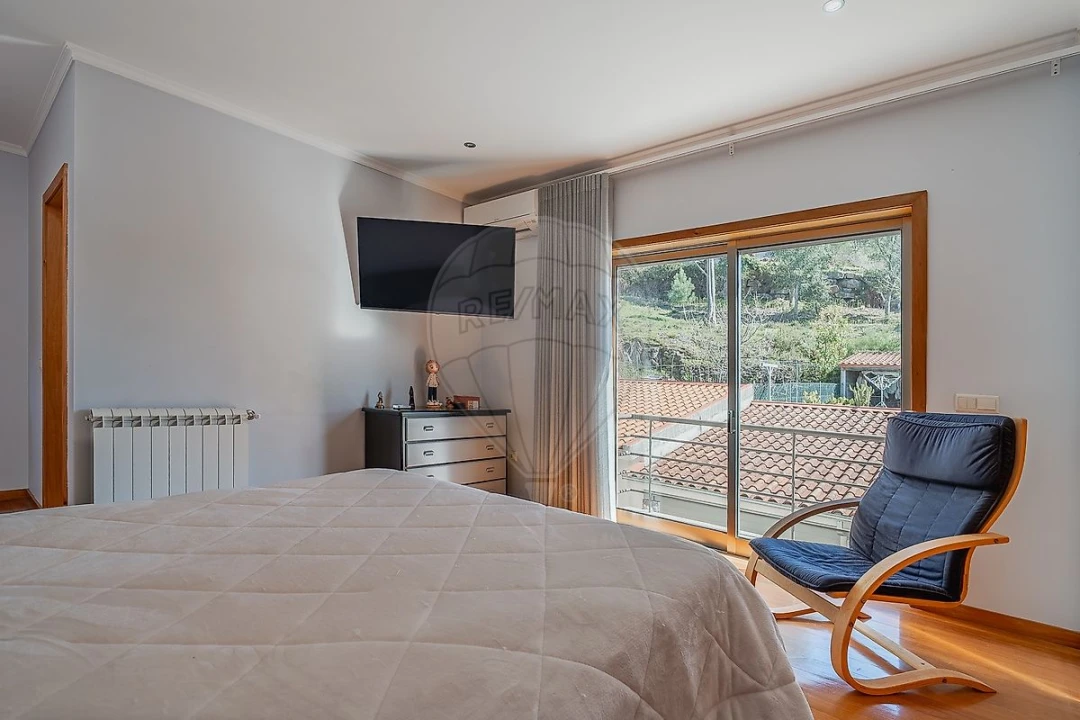 Moradia T3 para Venda em Lagares e Figueira Foto 23