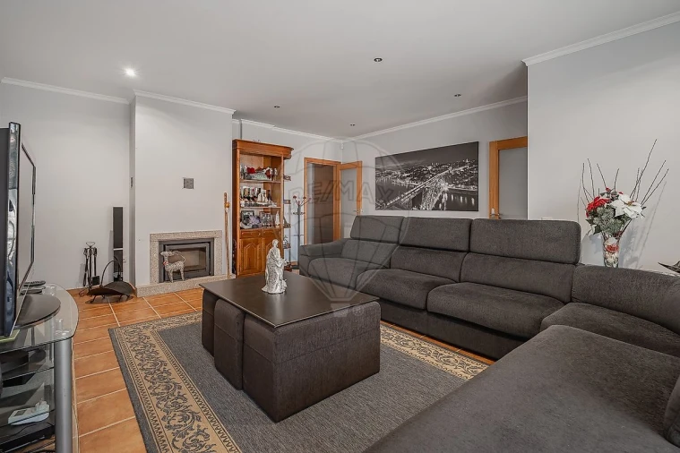 Moradia T3 para Venda em Lagares e Figueira Foto 8