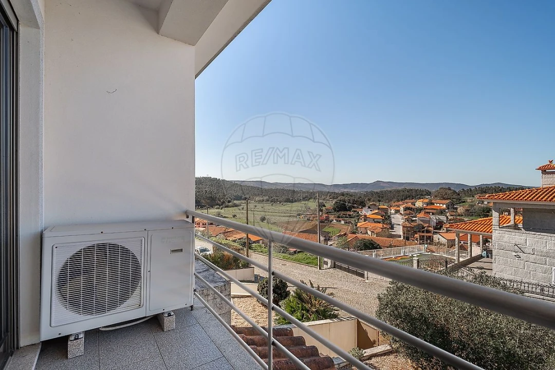 Moradia T3 para Venda em Lagares e Figueira Foto 15