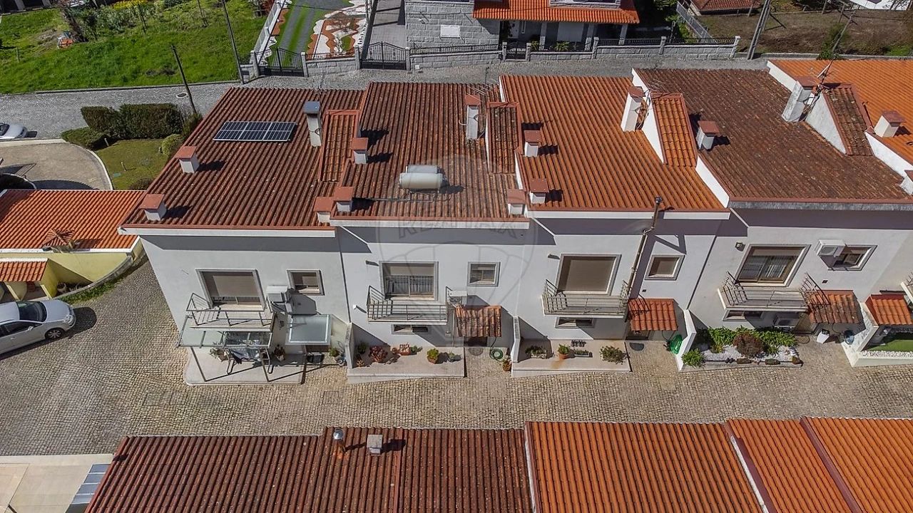 Moradia T3 para Venda em Lagares e Figueira Foto 5