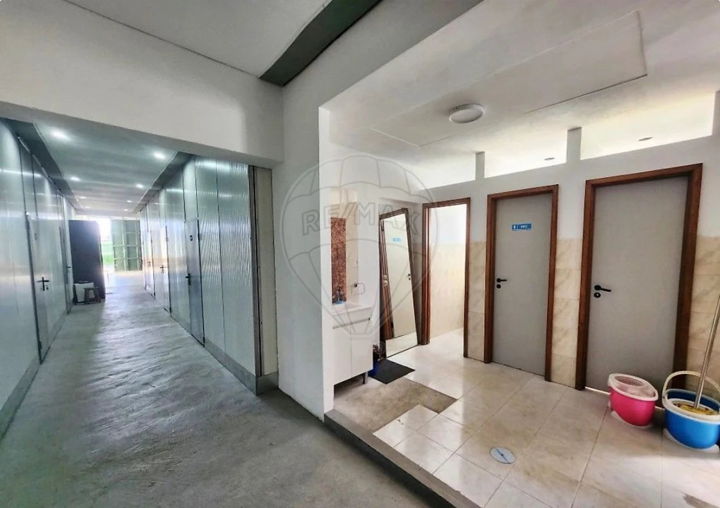 Moradia T10 para Venda em Castêlo da Maia Foto 3