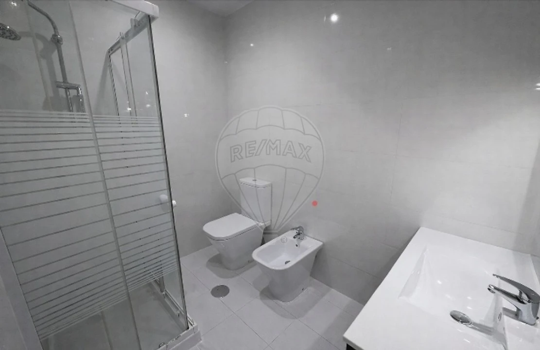 Moradia T2 para Venda em Custóias, Leça do Balio e Guifões Foto 7