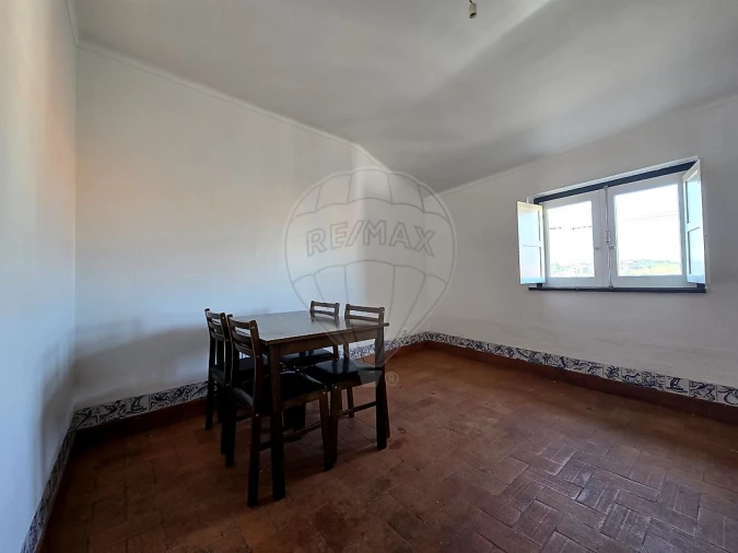 Apartamento T1 para Arrendamento em Sé Nova, Santa Cruz, Almedina e São Bartolomeu Foto 13