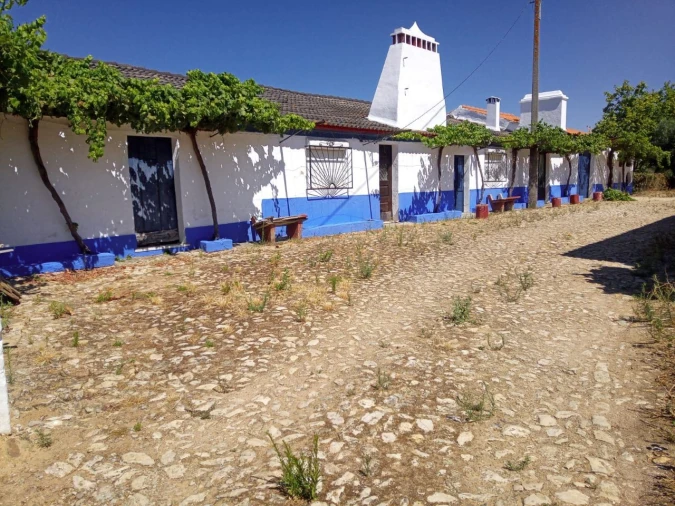 Quinta T4 para Venda em Casa Branca Foto 1