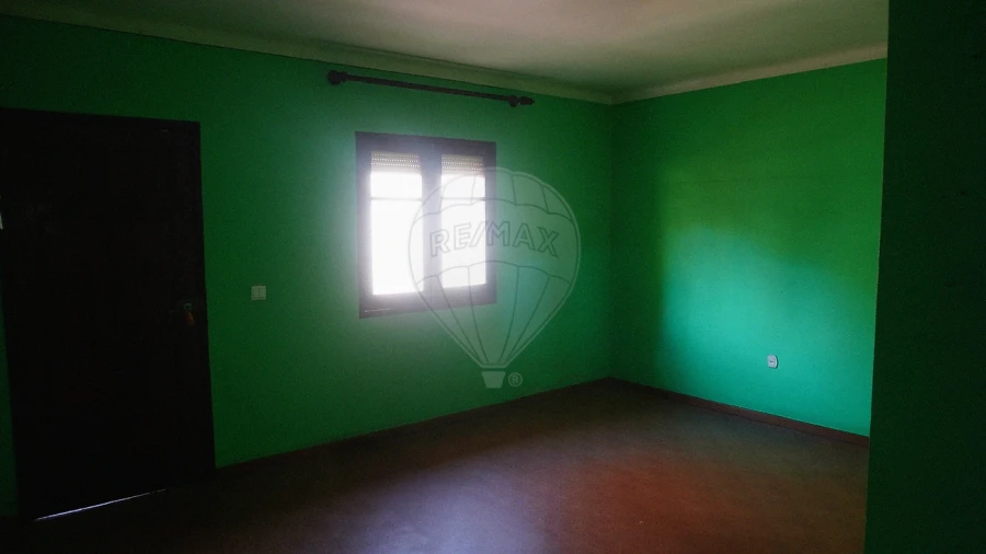 Moradia T3 para Venda em Santa Clara e Castelo Viegas Foto 19