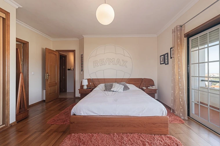 Apartamento T3 para Venda em Ericeira Foto 1