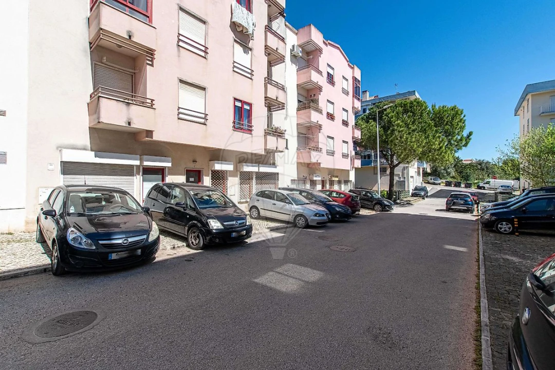 Apartamento T2 para Venda em Vialonga Foto 4