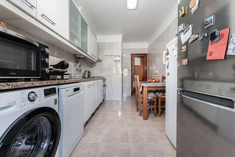 Apartamento T2 para Venda em Vialonga Foto 20