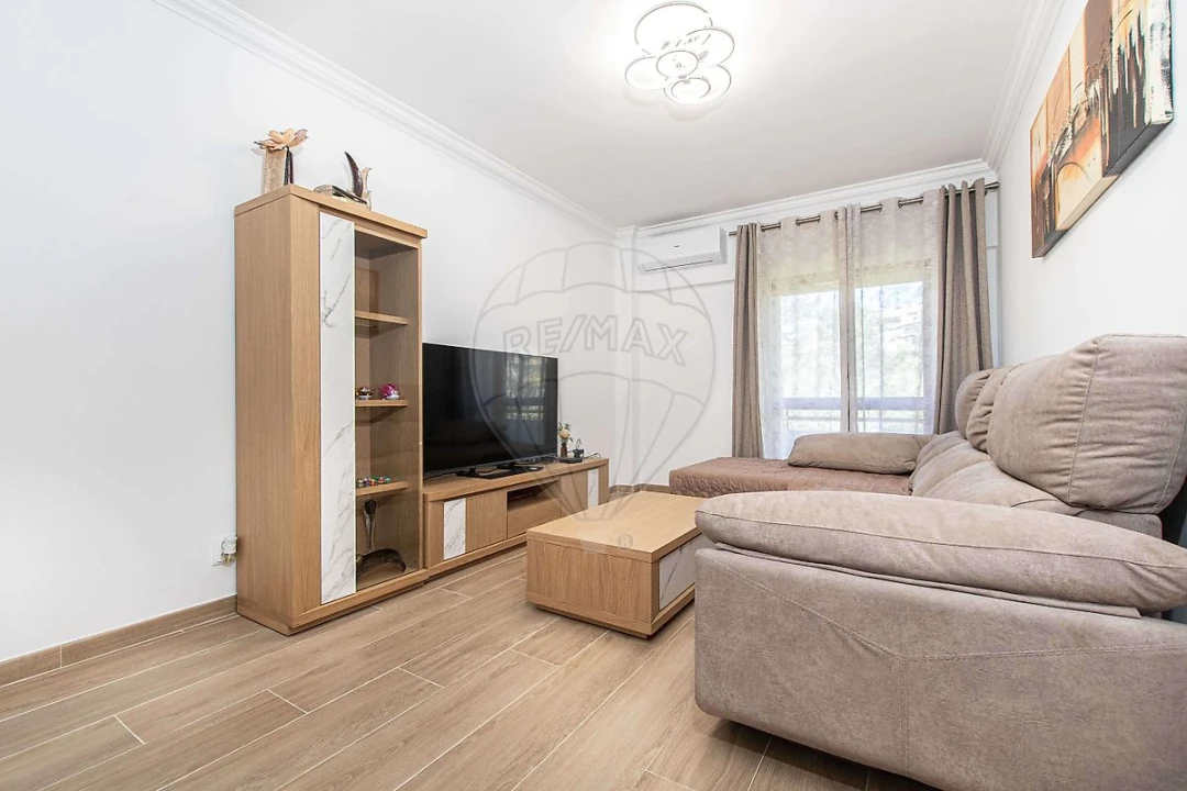 Apartamento T2 para Venda em Vialonga Foto 13