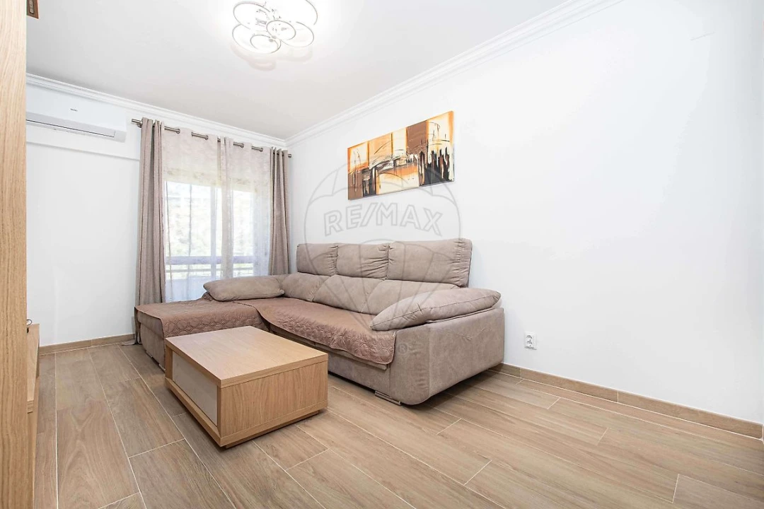 Apartamento T2 para Venda em Vialonga Foto 14