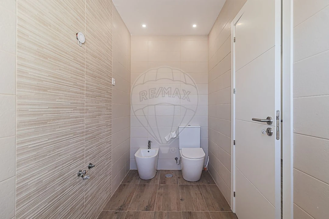 Moradia T3 para Venda em Almargem do Bispo, Pêro Pinheiro e Montelavar Foto 20