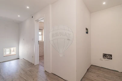 Moradia T3 para Venda em Almargem do Bispo, Pêro Pinheiro e Montelavar