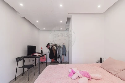 Moradia T3 para Venda em Almargem do Bispo, Pêro Pinheiro e Montelavar