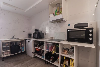 Moradia T3 para Venda em Almargem do Bispo, Pêro Pinheiro e Montelavar