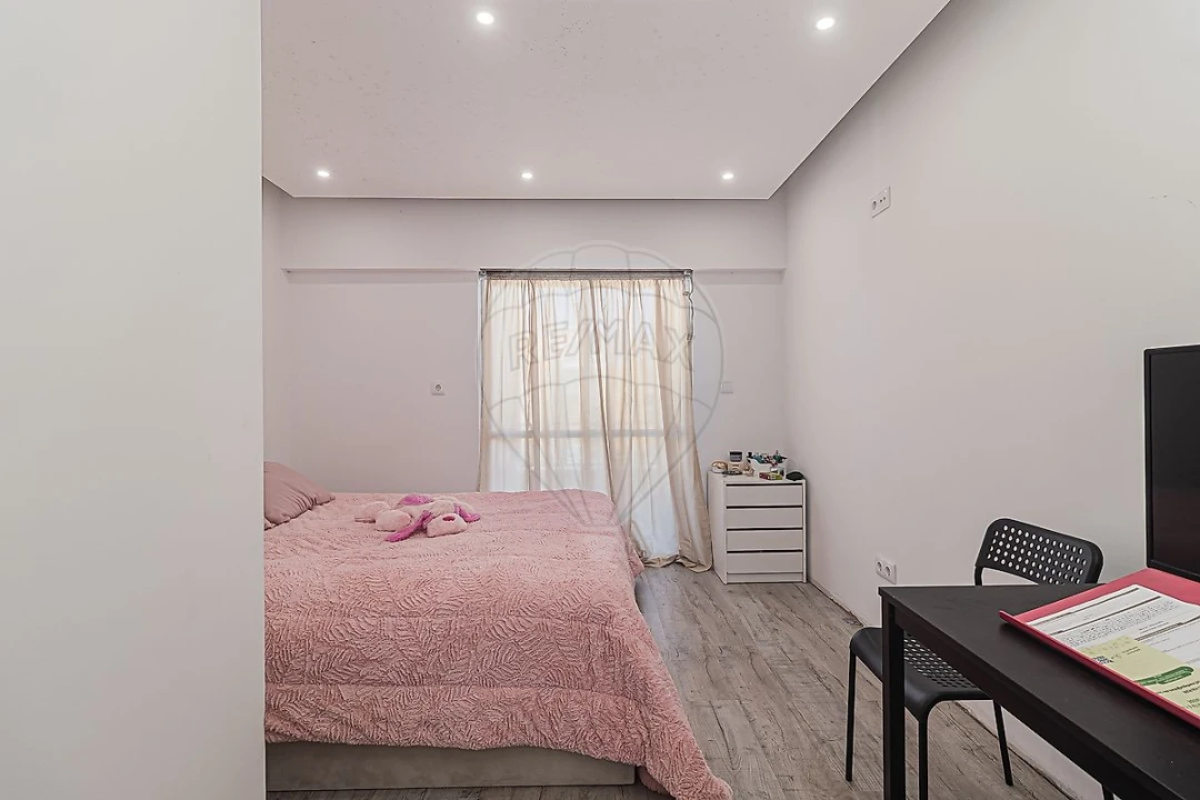 Moradia T3 para Venda em Almargem do Bispo, Pêro Pinheiro e Montelavar Foto 5