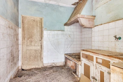 Moradia T3 para Venda em Almargem do Bispo, Pêro Pinheiro e Montelavar