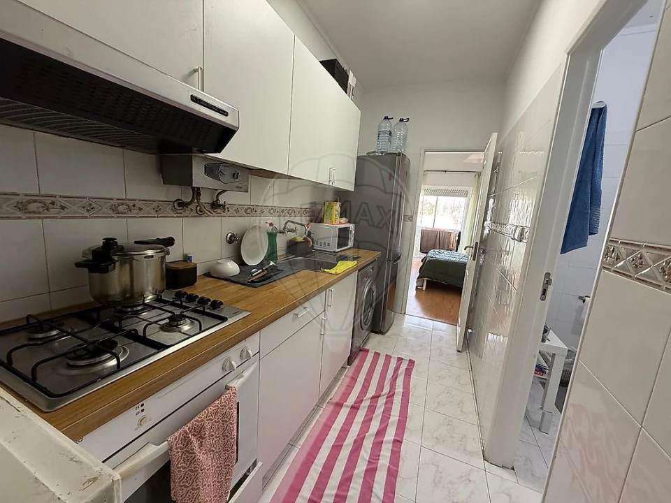 Apartamento T1 para Venda em Massamá e Monte Abraão Foto 12