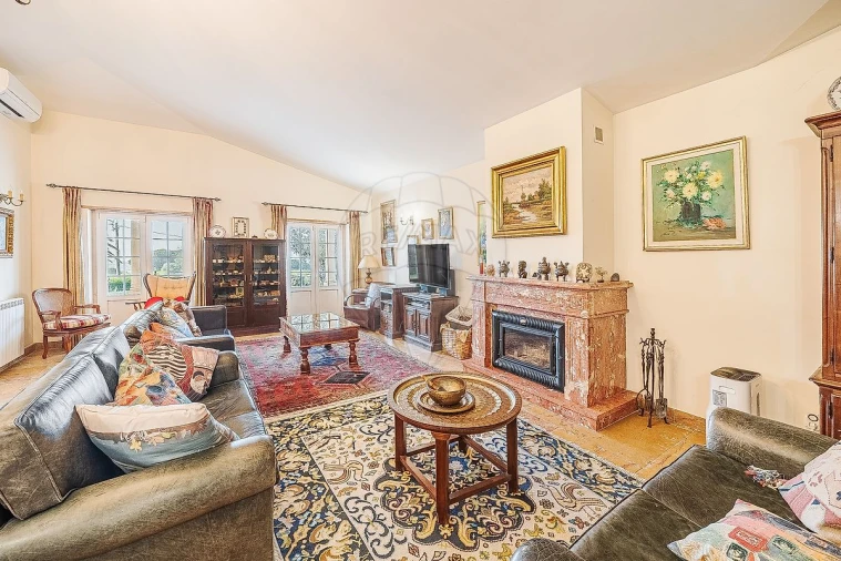 Moradia T4 para Venda em São João das Lampas e Terrugem Foto 5