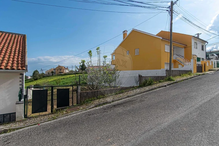 Terreno para Venda em Alverca do Ribatejo e Sobralinho Foto 2