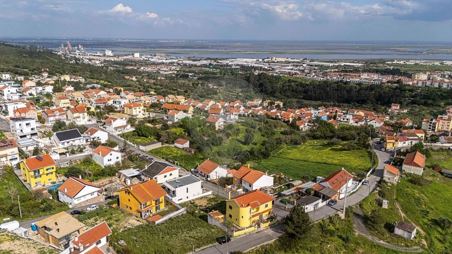 Terreno para Venda em Alverca do Ribatejo e Sobralinho Foto 16