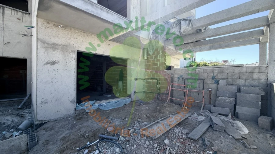 Moradia T4 para Venda em Fernao Ferro Foto 5