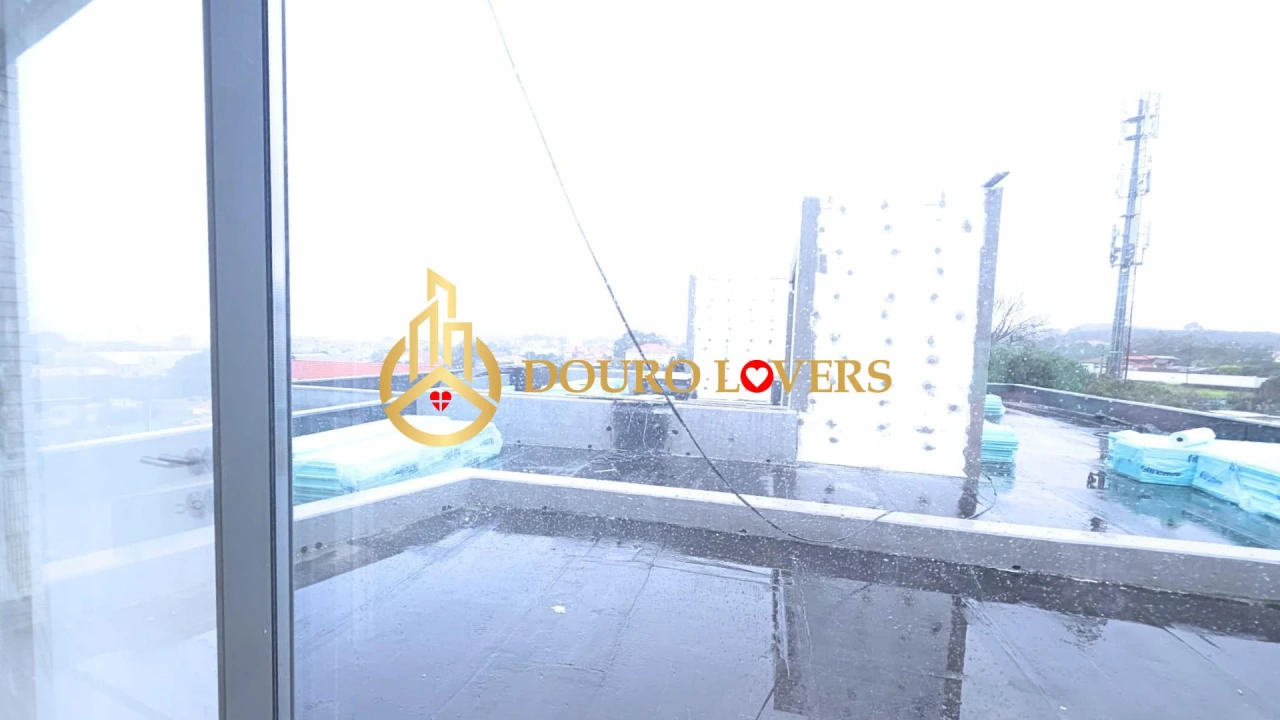 Apartamento T2 para Venda em São Felix da Marinha Foto 23