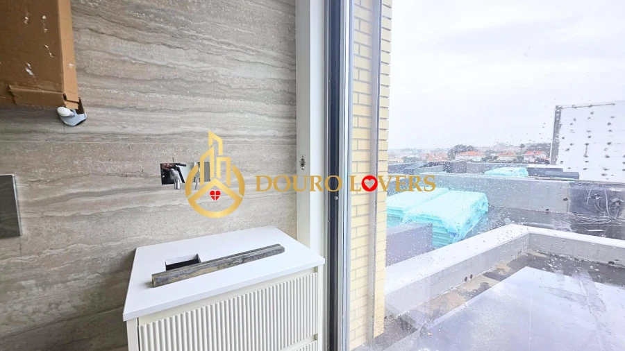 Apartamento T2 para Venda em São Felix da Marinha Foto 7