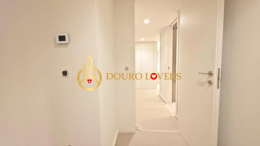 Apartamento T3 para Venda em São Felix da Marinha Foto 2