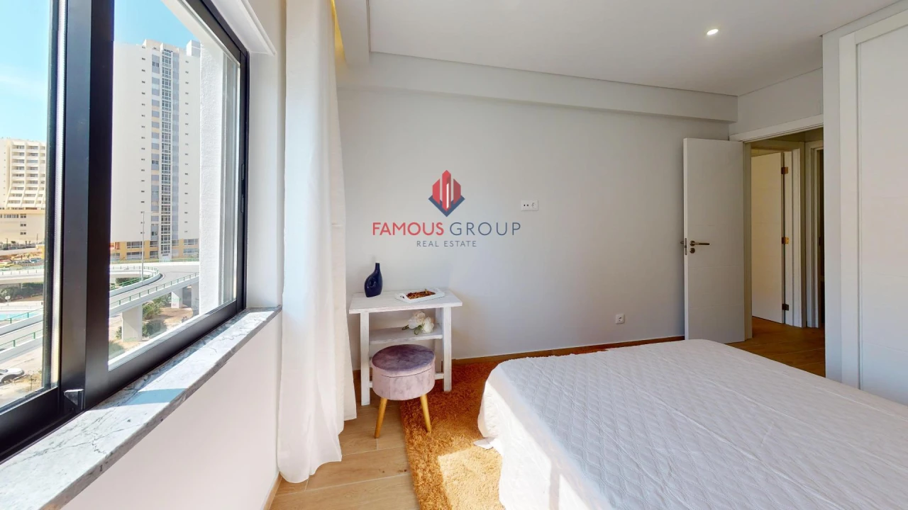 Apartamento T2 para Venda em Portimão Foto 18